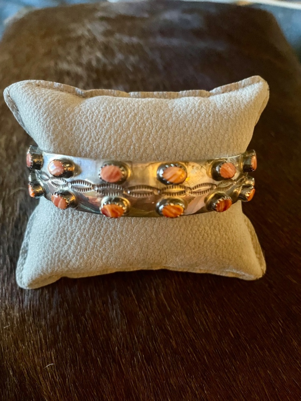 Vintage Native American Sterling Silver Double Row Spiny Oyster Bangle Bracelet